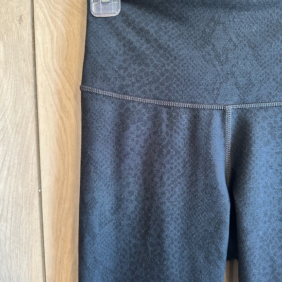Lululemon High Times Pant *Full-On Luon - Picture 5 of 7